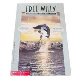 Vintage 90s 1993 Free Willy Scholastic Paperback Book